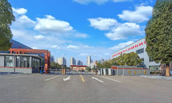 漯河市实验中等专业学校.jpg